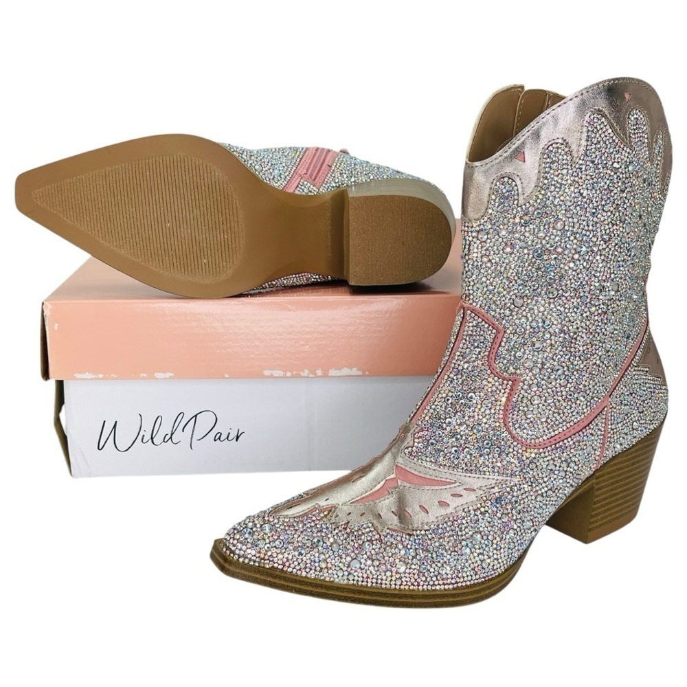 Wild Pair Lourdez Rhinestone Western Style Womens Ankle Boots Size 5.5M - Picture 13 of 14
